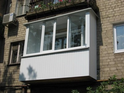 Остекление балконов и лоджий в Томске от производителя пластиковых окон СТК БЭСТ. Остекление балконов под ключ, включая утепление и отделку.